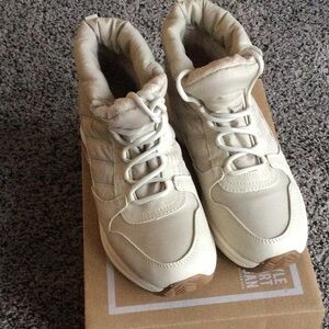 Nwnt Eddie Bauer Boots